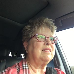 Meet your Posher, Peggy